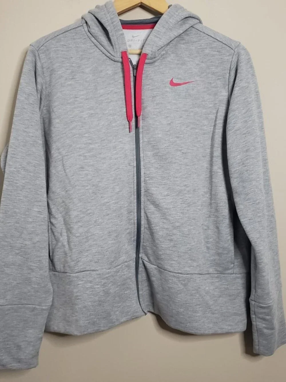 Nike Women's Grey Hoodie